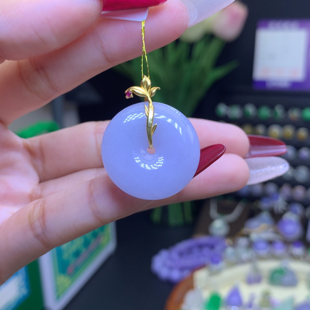 翡翠颈饰18K金镶嵌天然