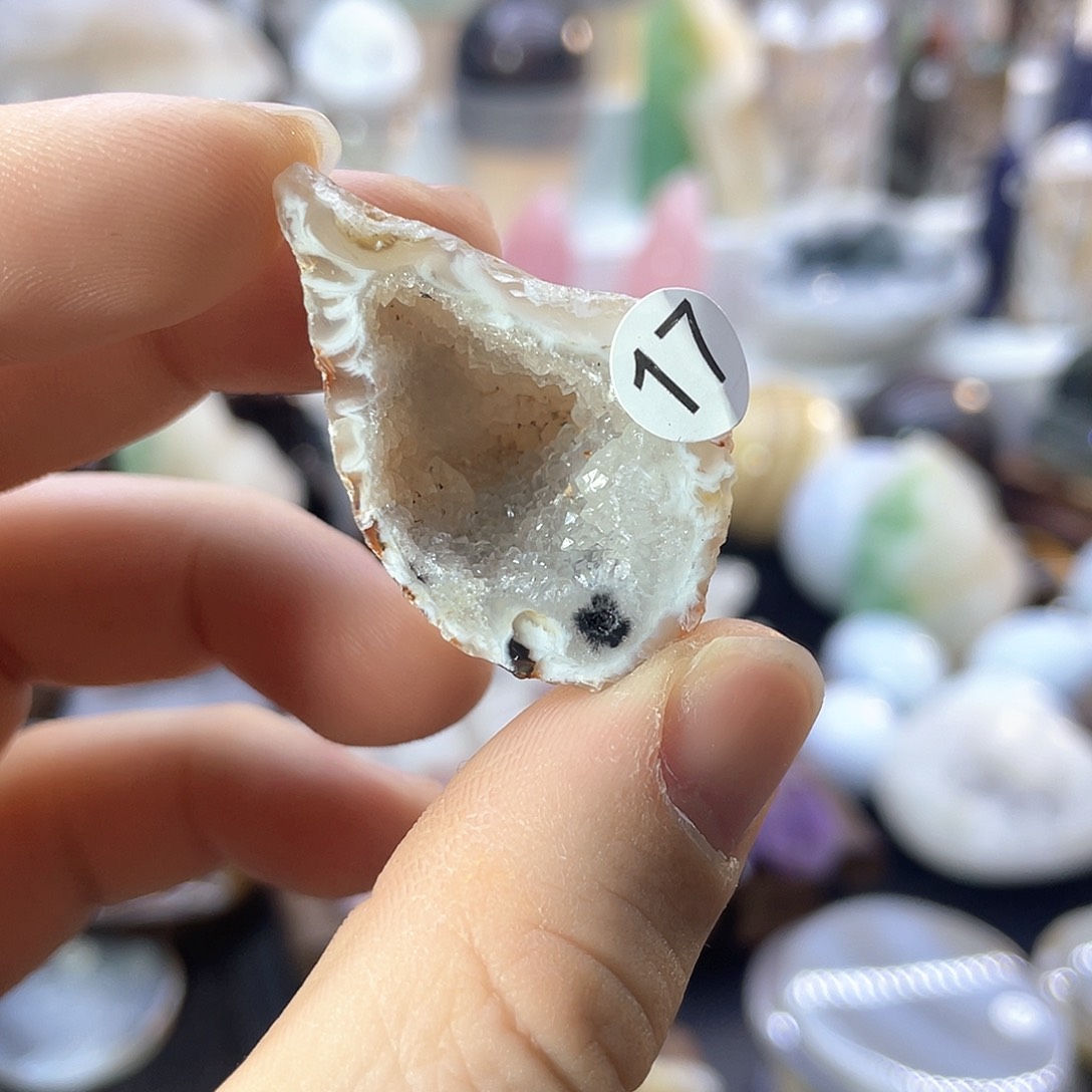 水晶缠丝晶洞未镶嵌