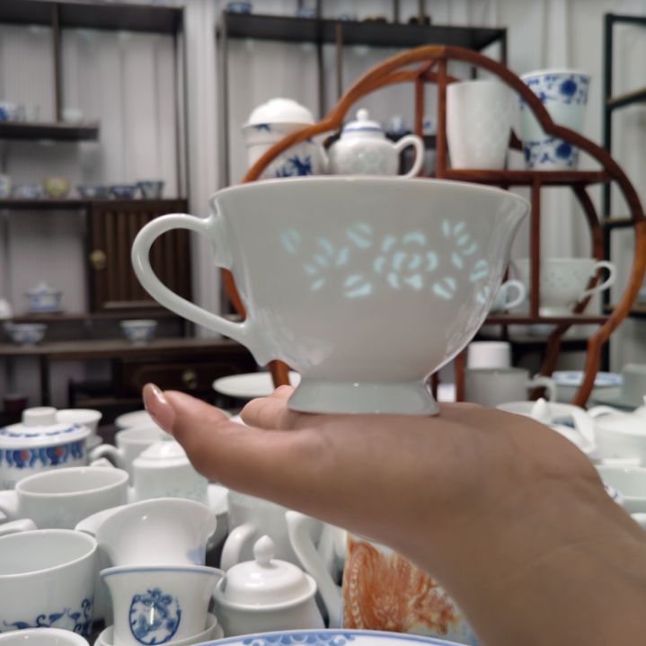 瓷青釉玉牡丹咖啡杯一个