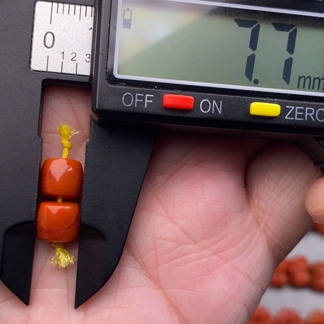 南红玛瑙配饰未镶嵌微瑕