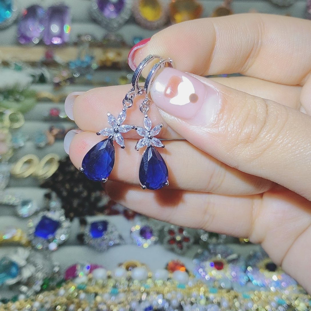 【闪购商品】托帕石耳饰银S925镶嵌