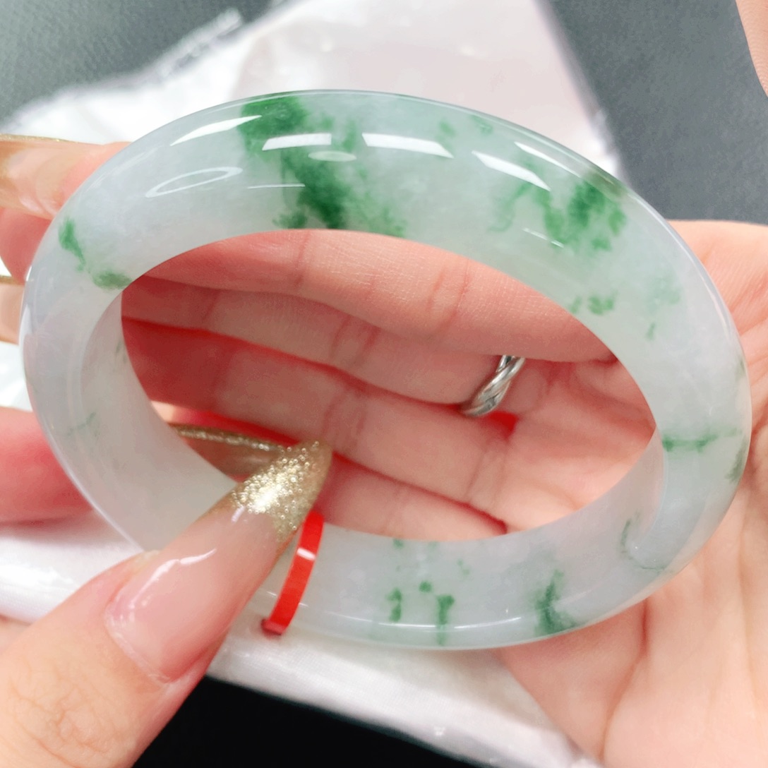 翡翠手镯未镶嵌居*58圈