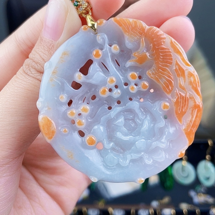 翡翠颈饰未镶嵌饰品