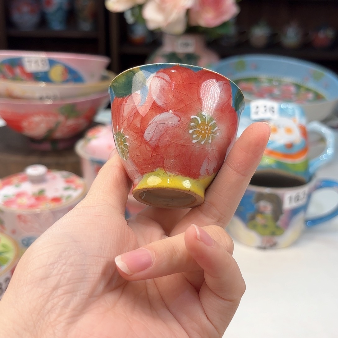 瓷片兔兔好可爱呀