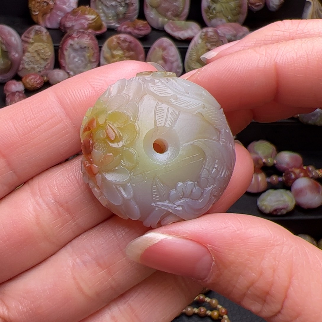玛瑙/玉髓吊坠未镶嵌17