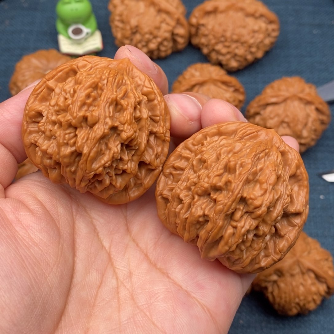 文玩核桃把件45毕业麦穗虎头53克