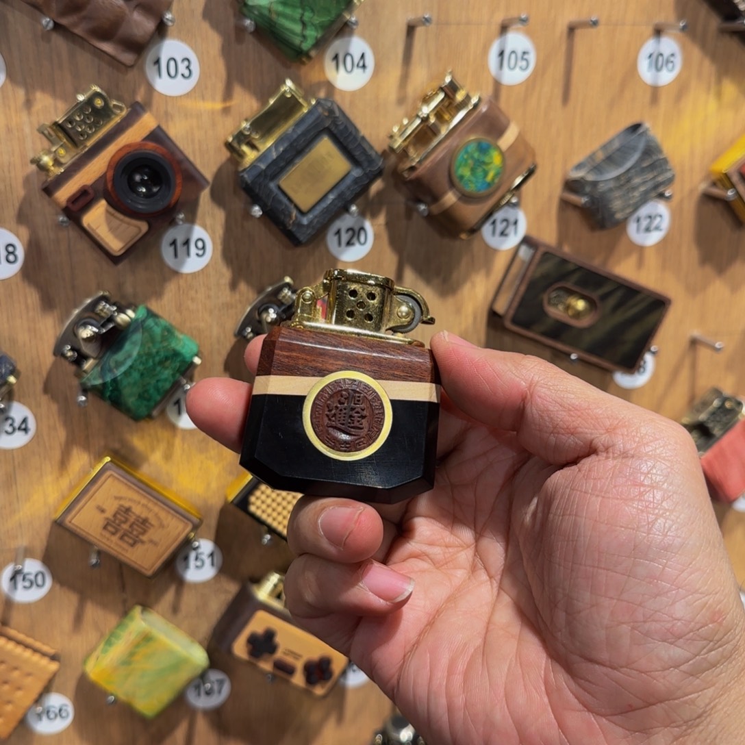 P***n明铬原木定制文创伴手礼