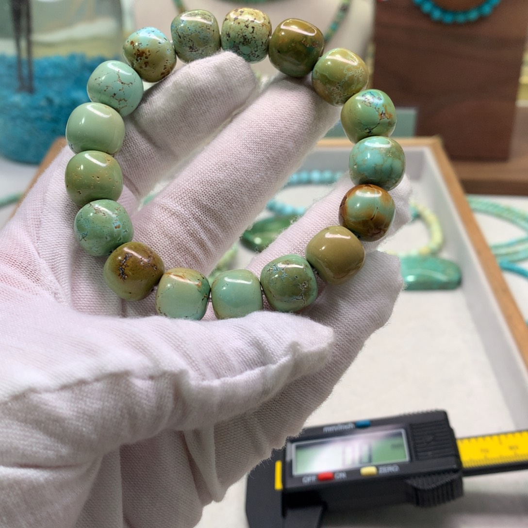 绿松石未镶嵌配饰