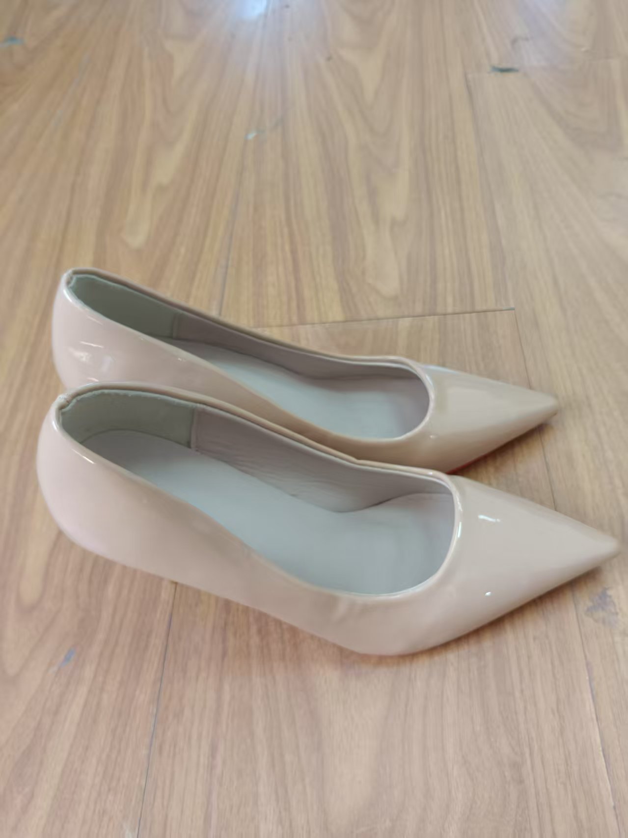 精品流行百搭高跟女鞋