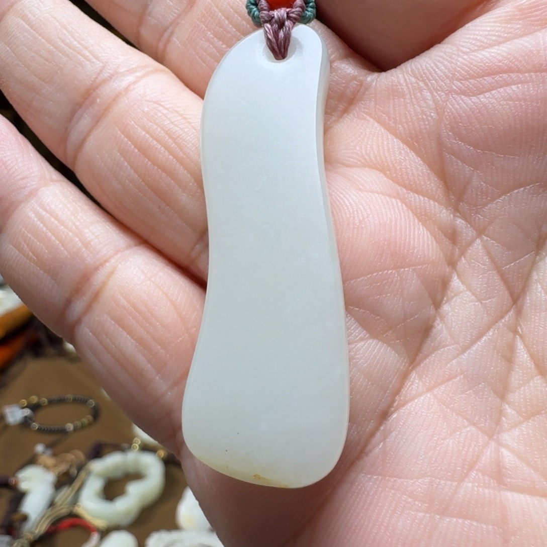 和田玉颈饰未镶嵌灵*