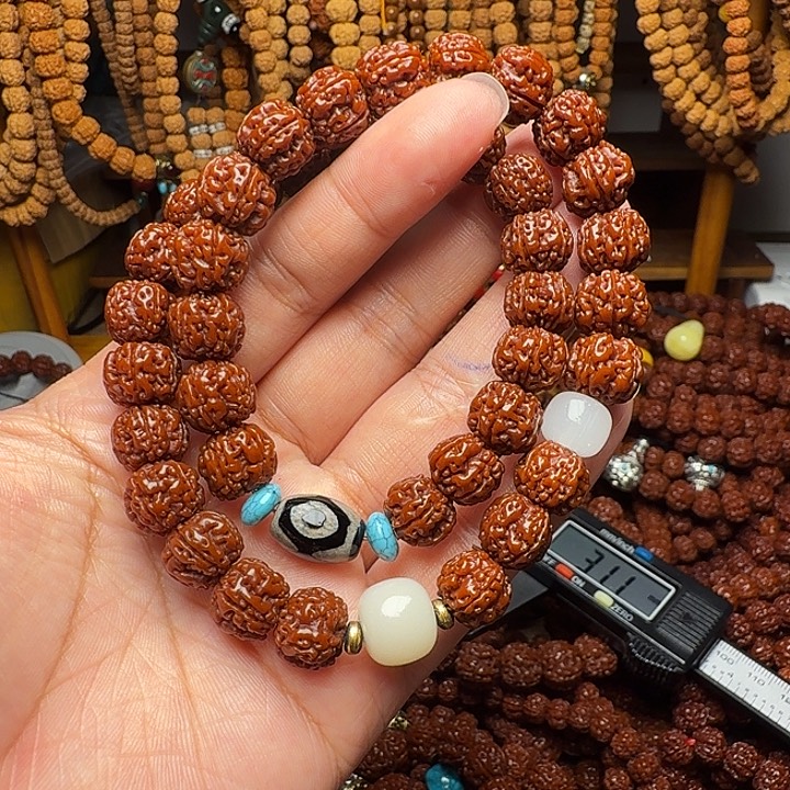 吊坠金刚菩提11mm双圈手持