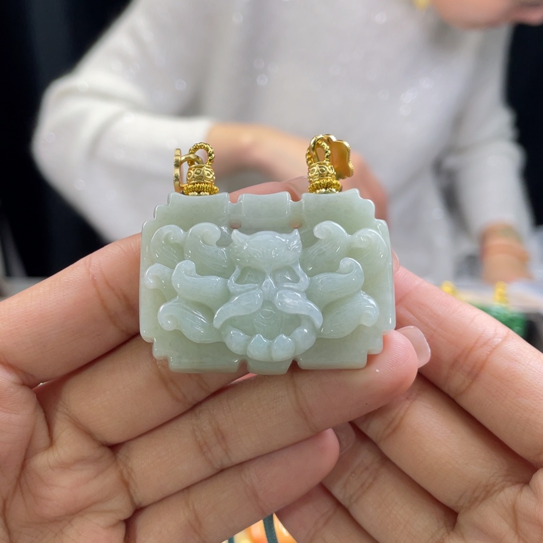 翡翠颈饰未镶嵌代编织