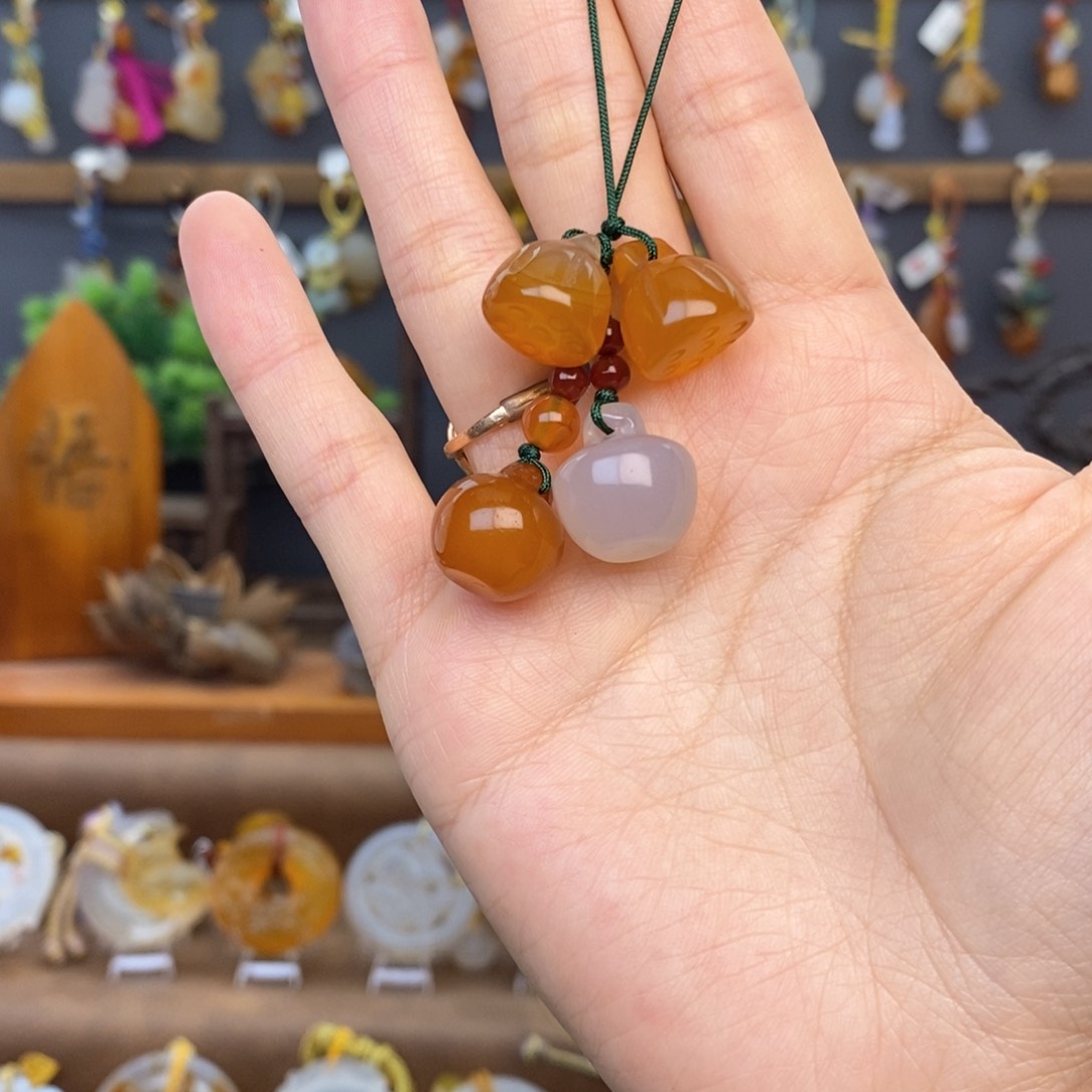 玛瑙/玉髓车挂未镶嵌66666