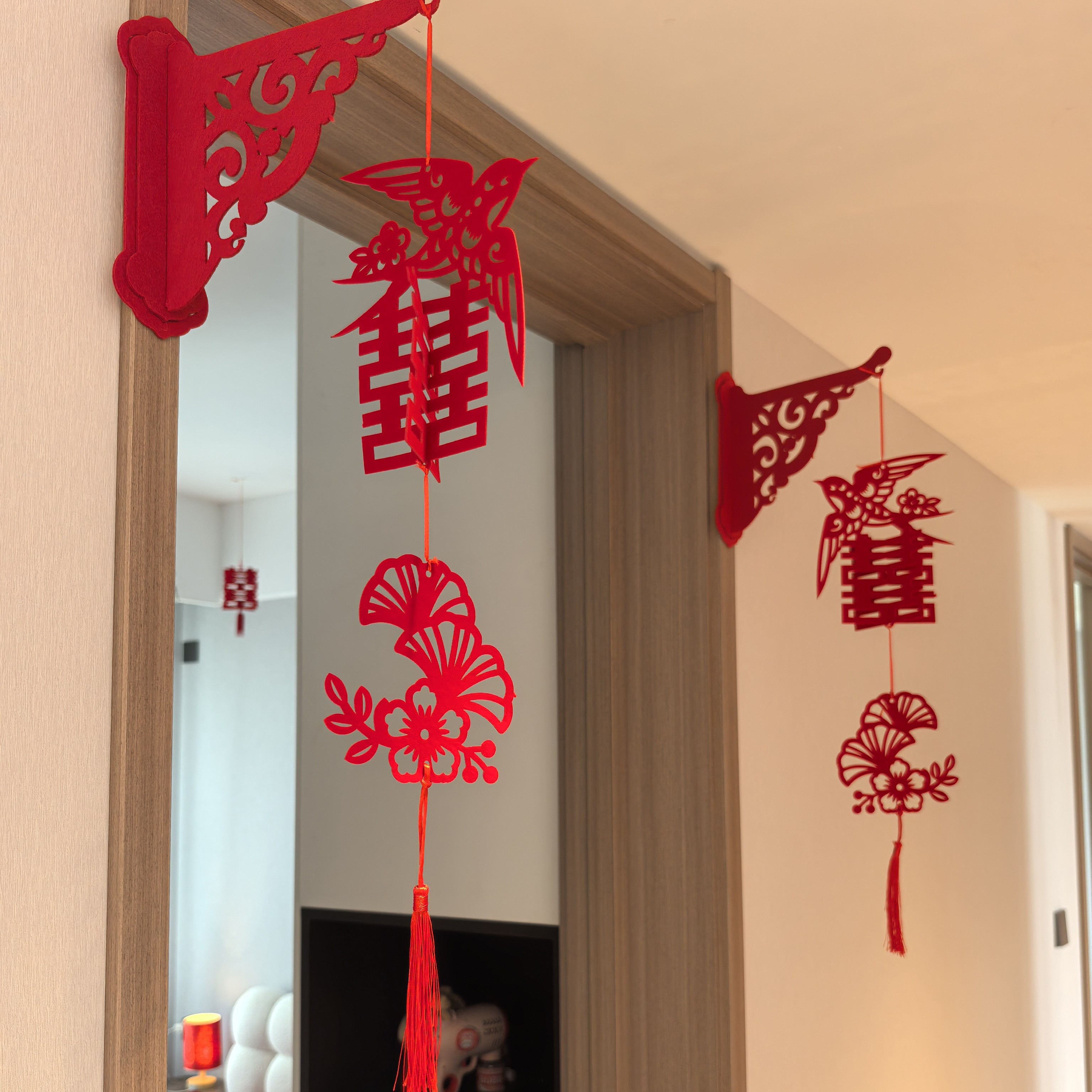 喜字灯笼蝴蝶小鸟吊饰新房客厅吊顶装饰高级感喜庆挂饰