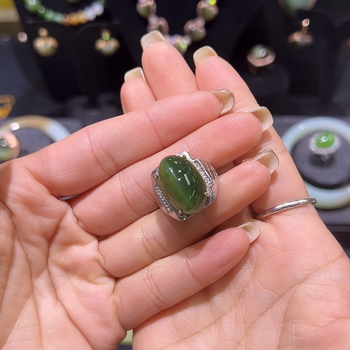 抗***素和田玉银S925镶嵌戒指