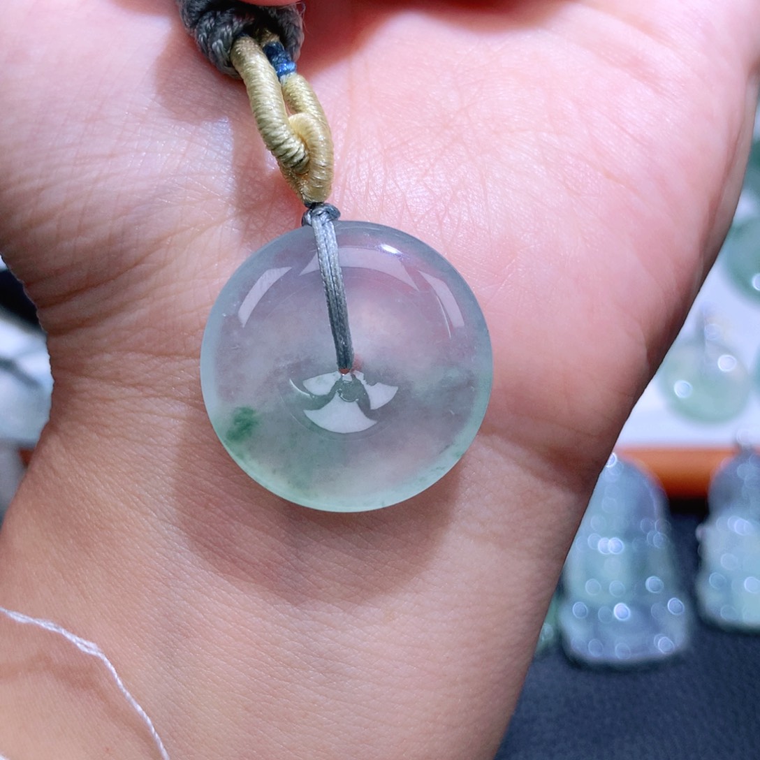 翡翠未镶嵌颈饰扣子