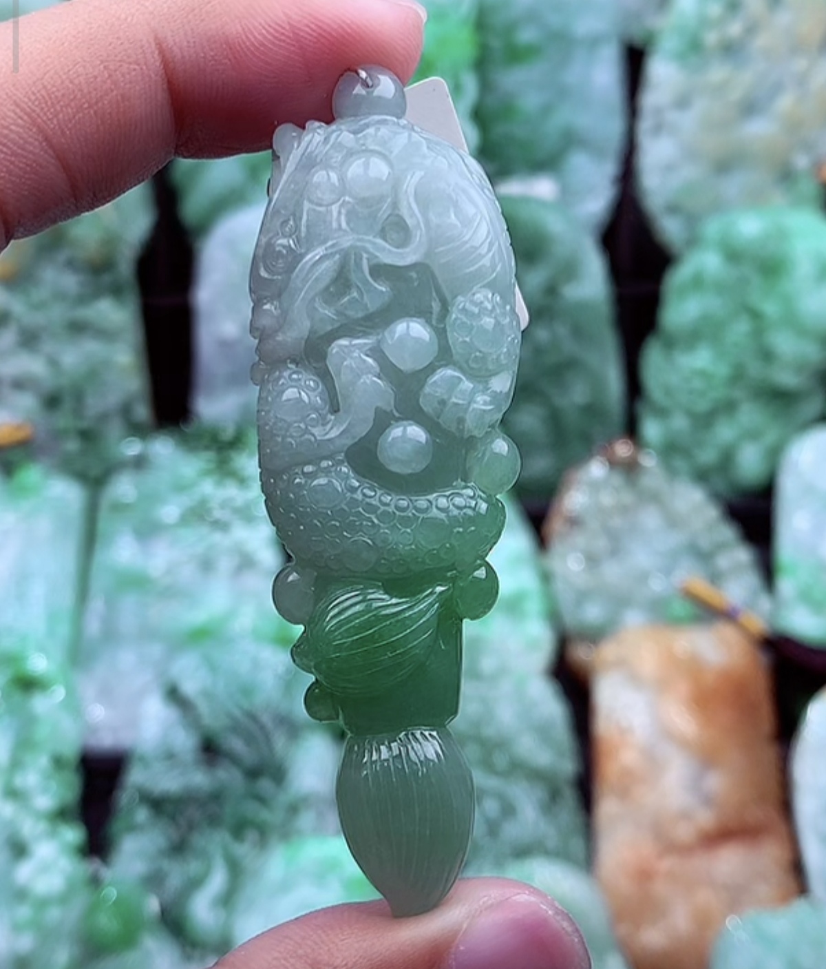 天然A货翡翠盘龙玉笔