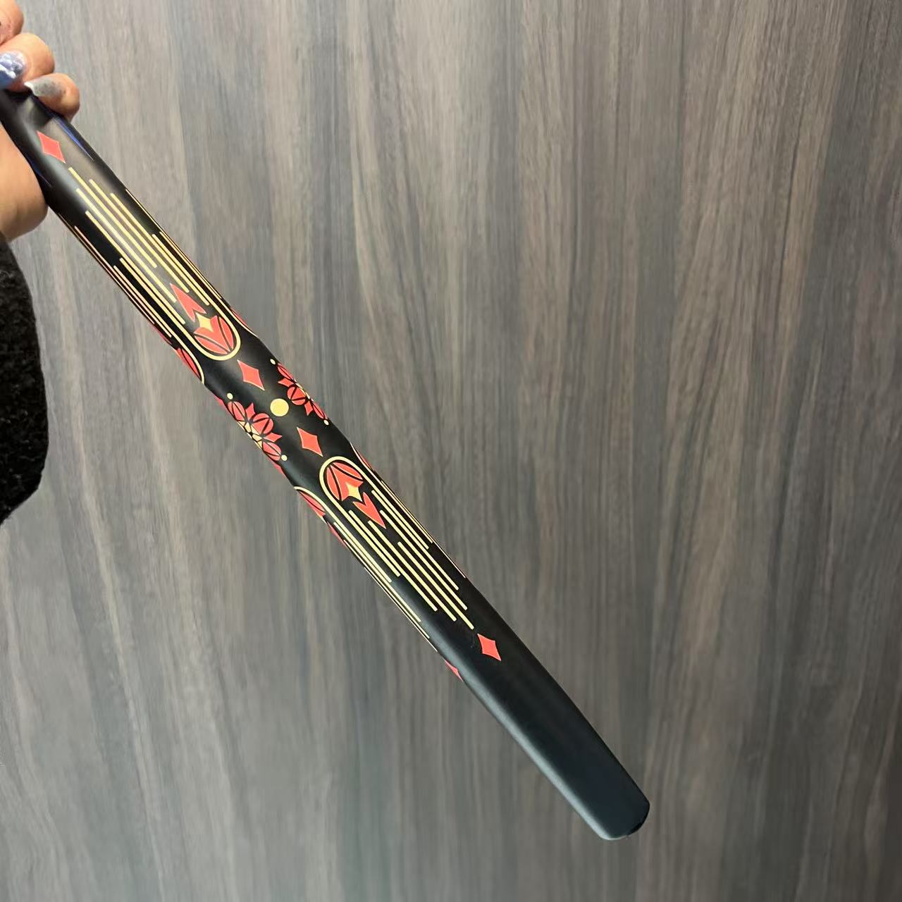 英迪安台球器材  掌御球杆   红色玫瑰