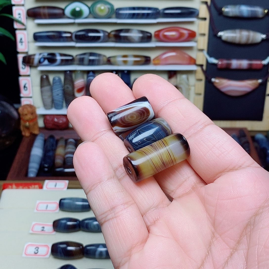 大***樹玛瑙/玉髓未镶嵌颈饰