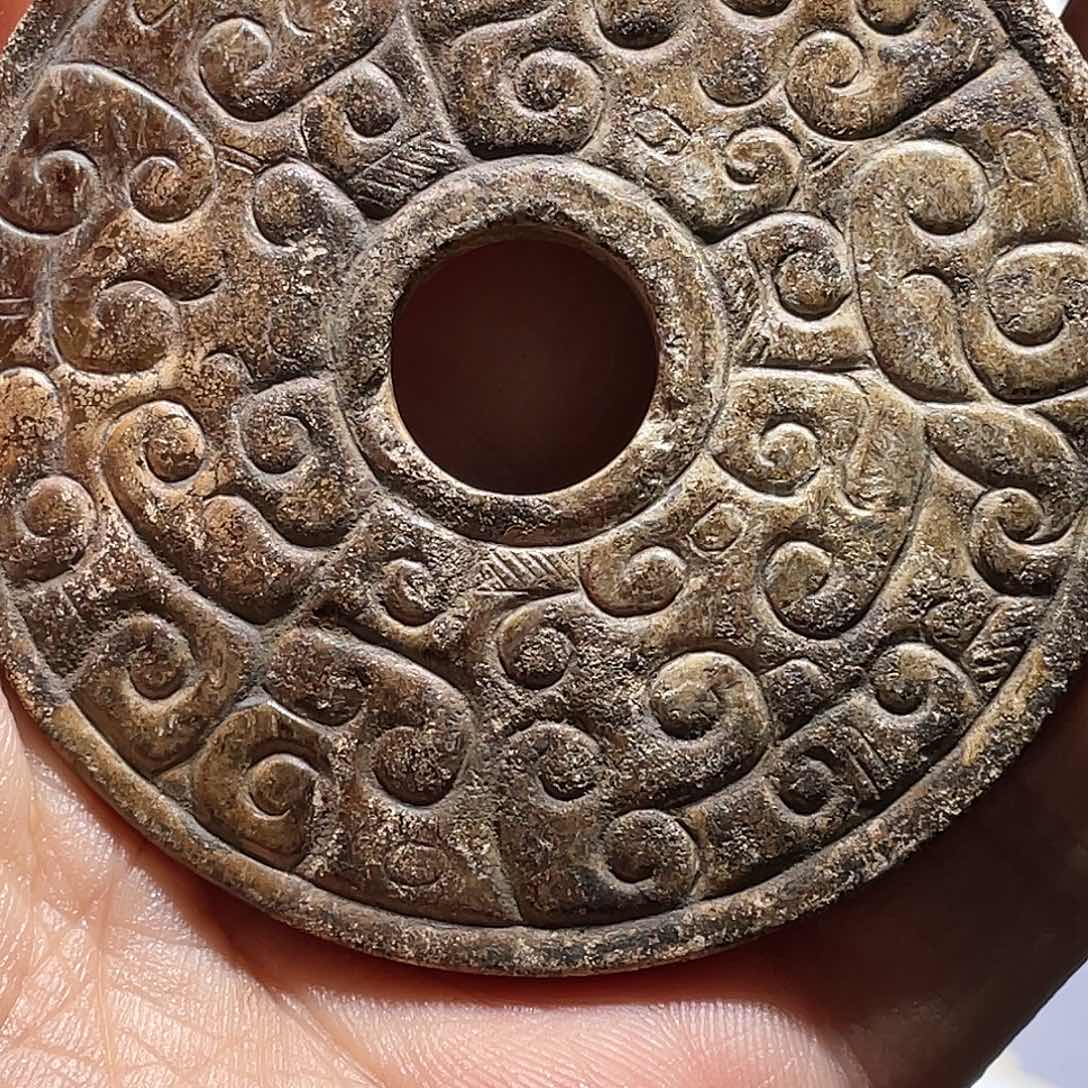 归***！和田玉（糖玉）未镶嵌颈饰