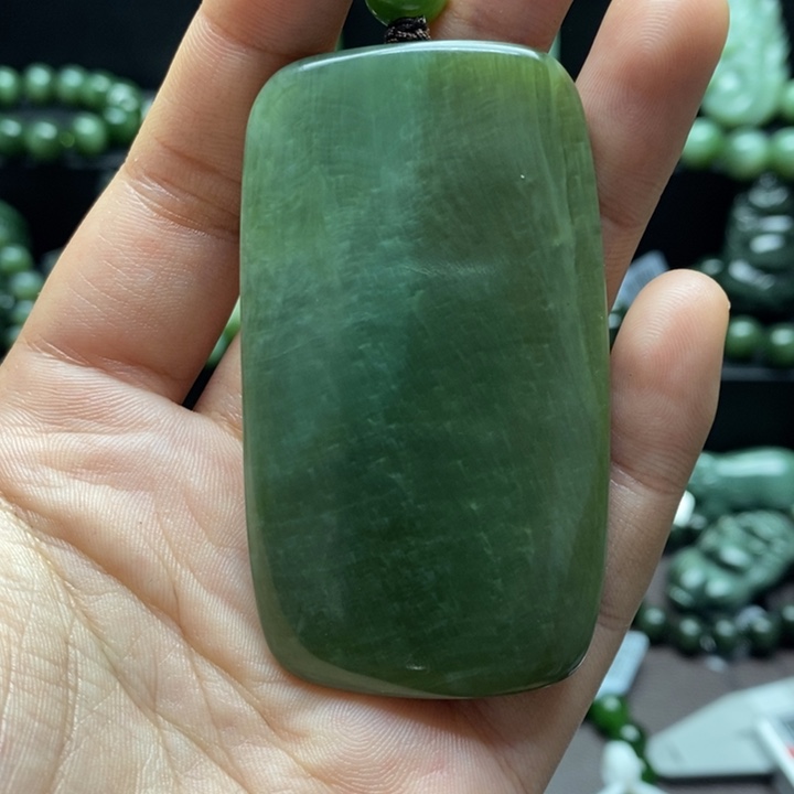 和田玉吊坠未镶嵌