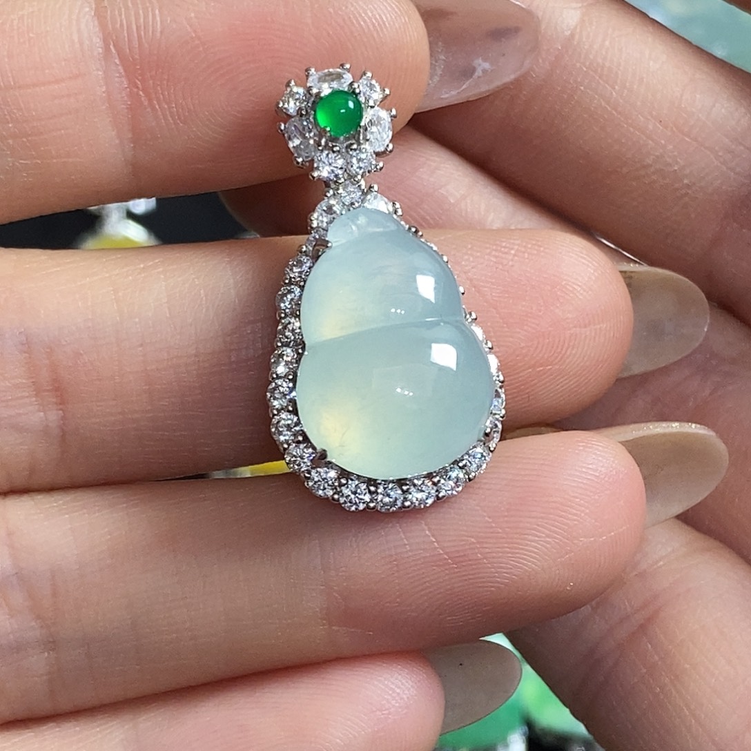 翡翠银S925镶嵌颈饰天然翡翠