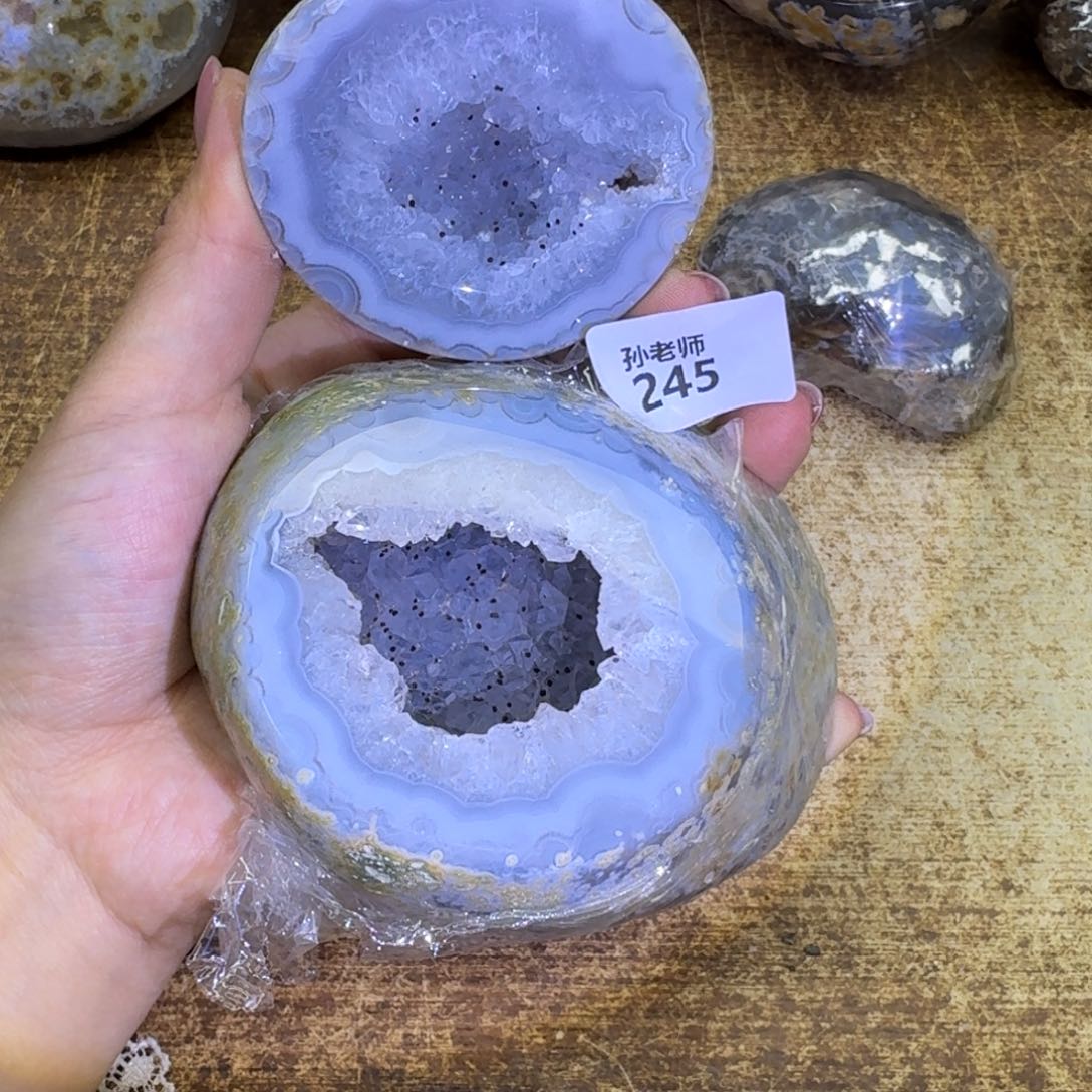 水晶大型摆件（非配饰）未镶嵌