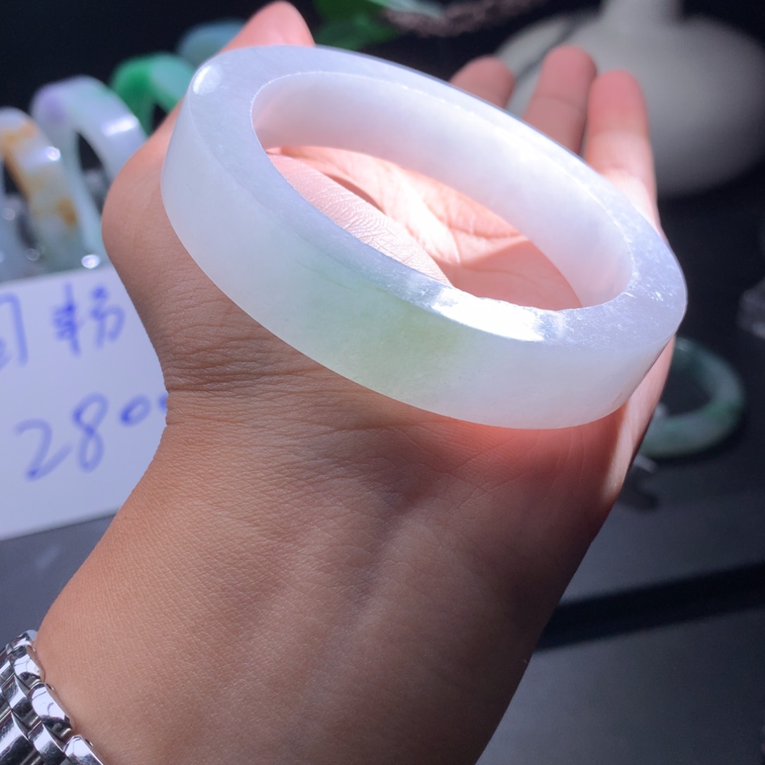 定制翡翠手镯未镶嵌手镯