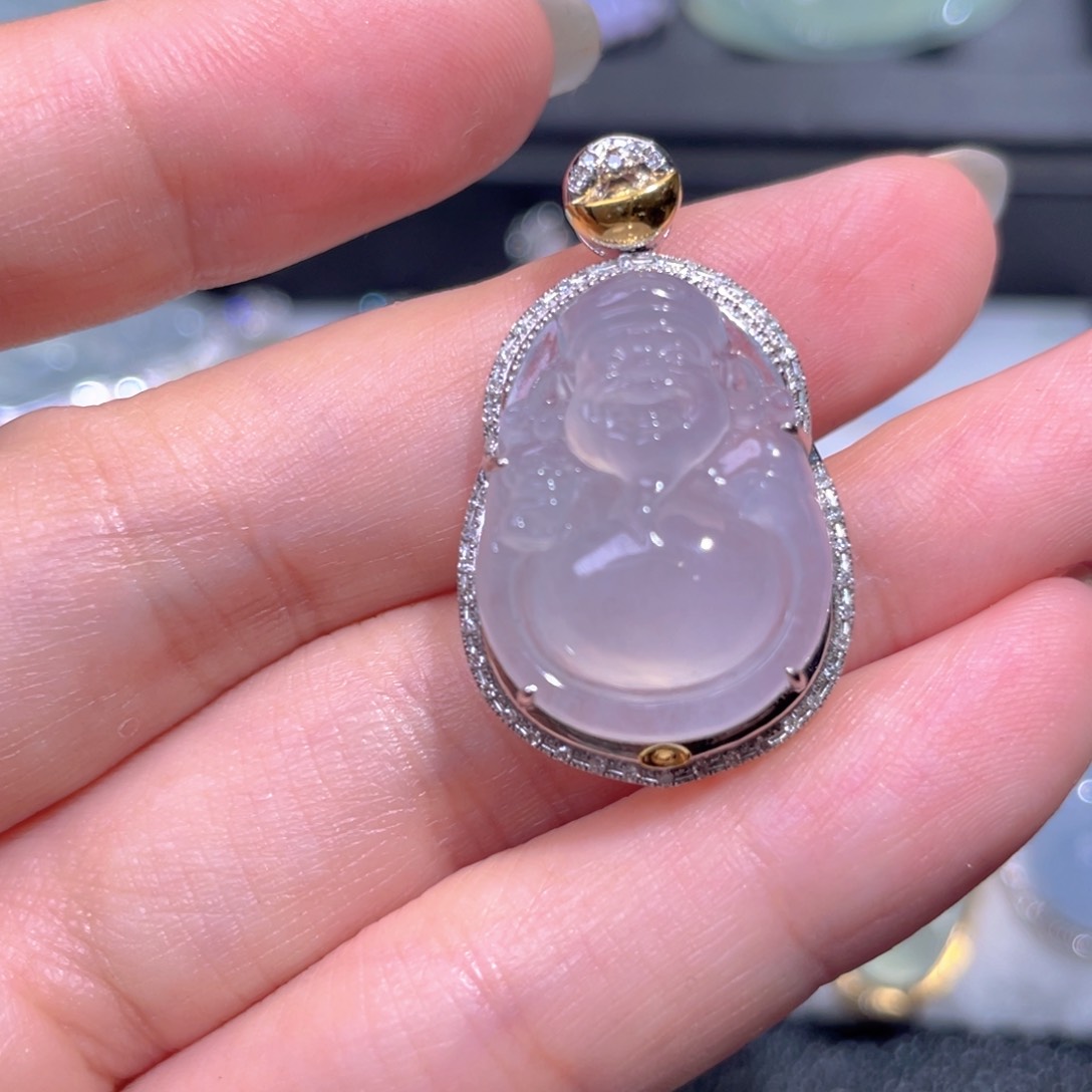 颈饰18K金镶嵌翡翠翡翠