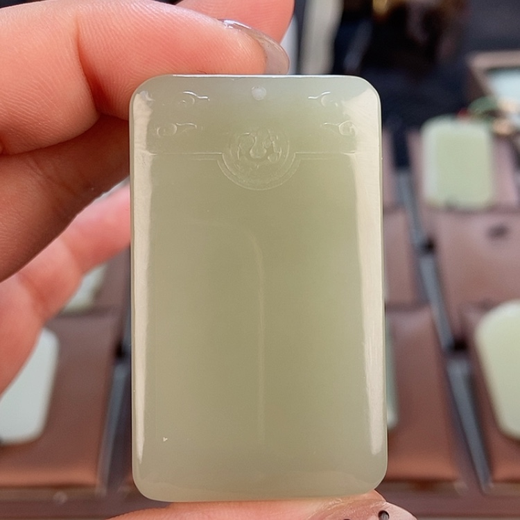 【闪购商品】和田玉颈饰未镶嵌