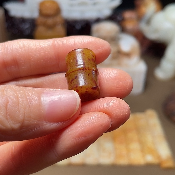 【京凡甄藏】………………