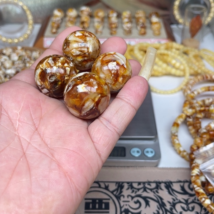 蝉***跃吊坠猴头核桃34号