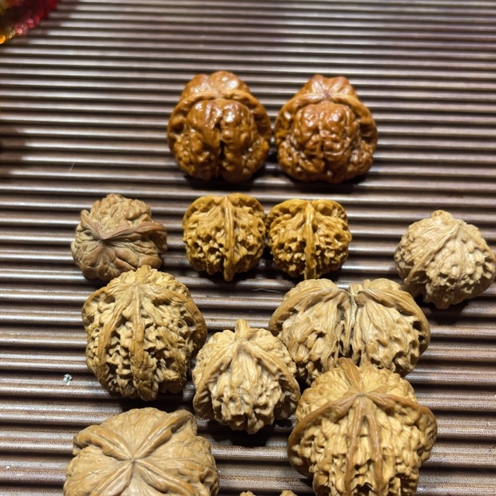木质文玩核桃核桃