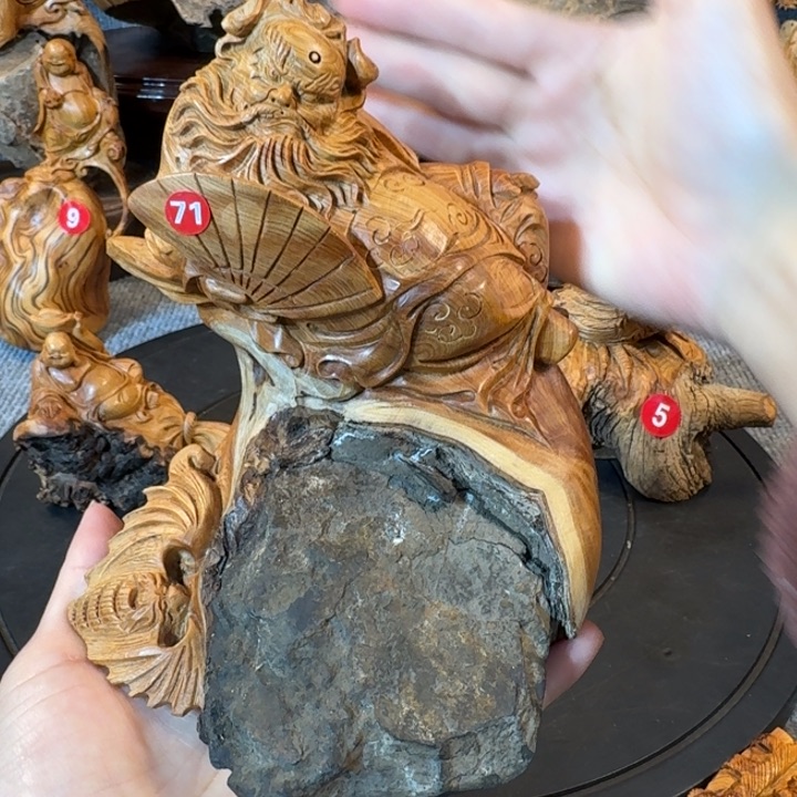 崖柏摆件手把件等