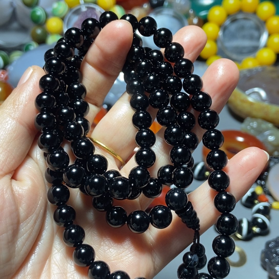 玛瑙/玉髓一未镶嵌临*