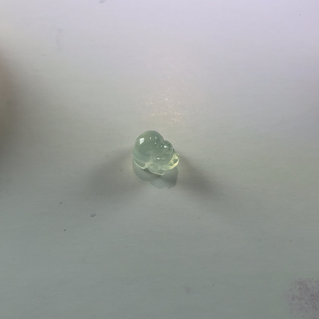 淘***宝翡翠未镶嵌颈饰貔貅