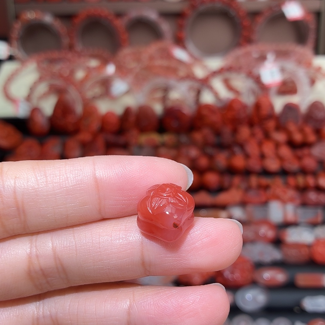 南红玛瑙未镶嵌颈饰柿子11+