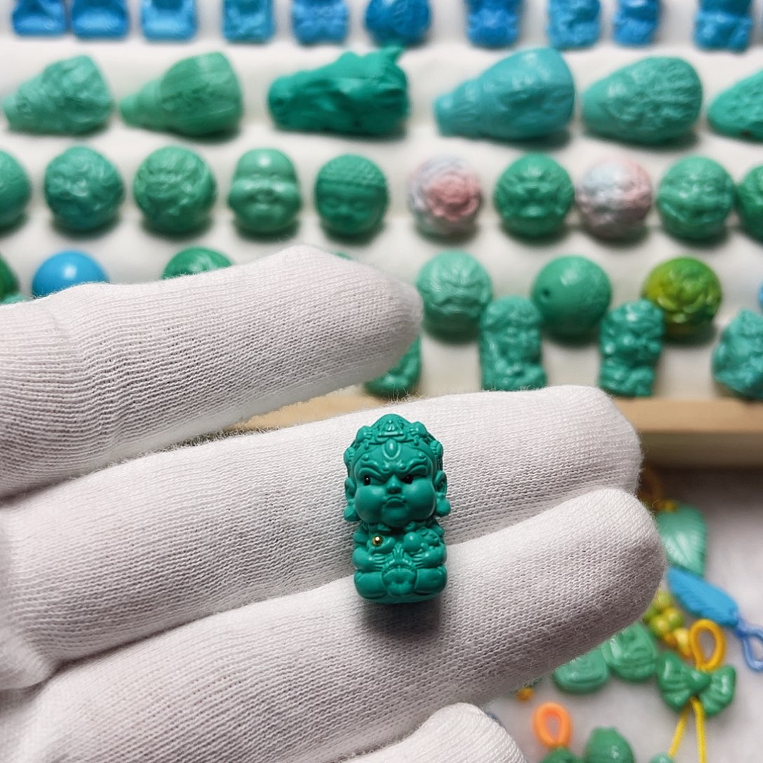 尺寸卡12.1斜眼黄财神