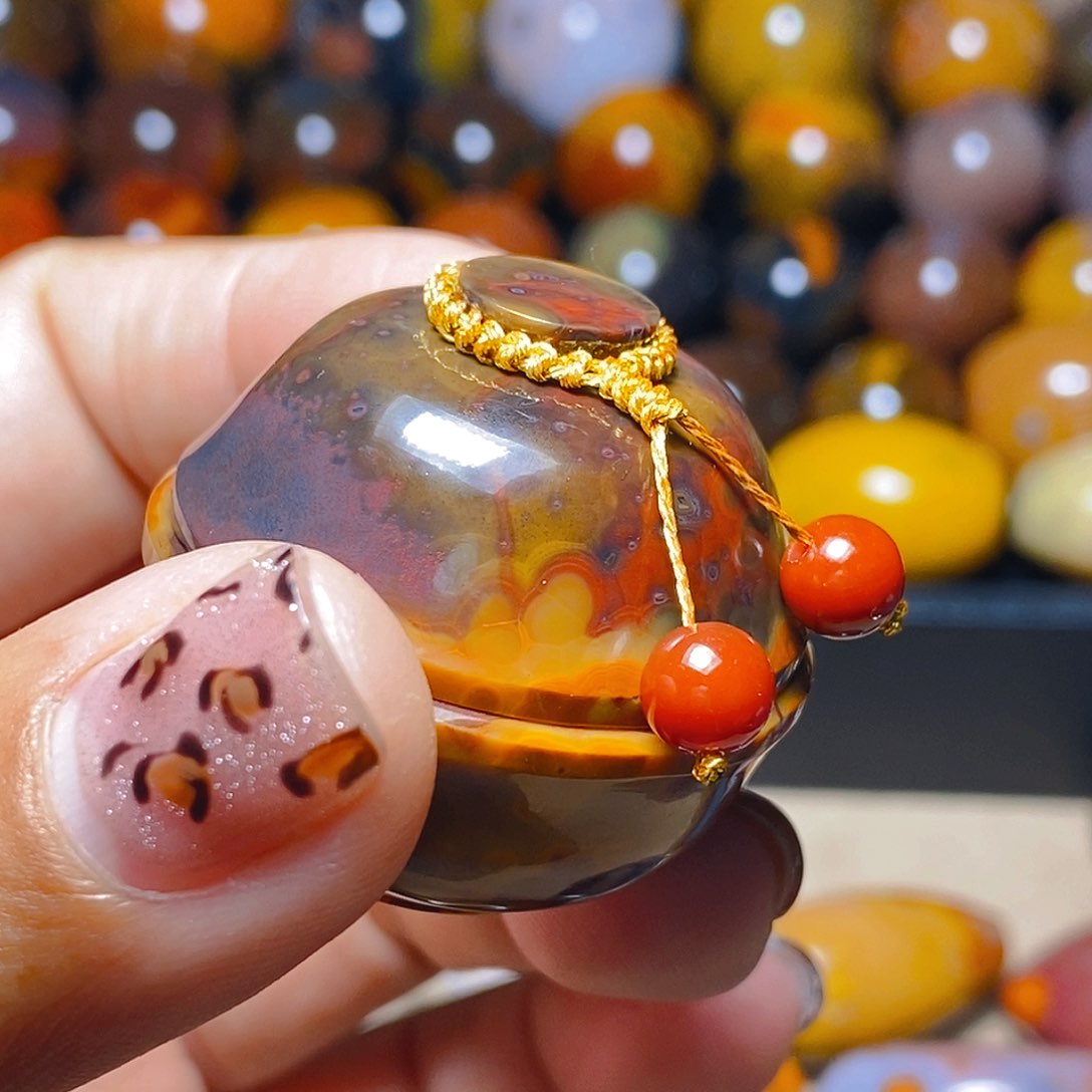 未镶嵌颈饰玛瑙/玉髓