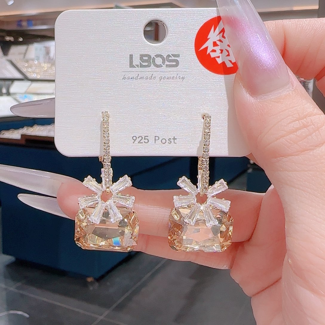 锆石铜合金925银耳环