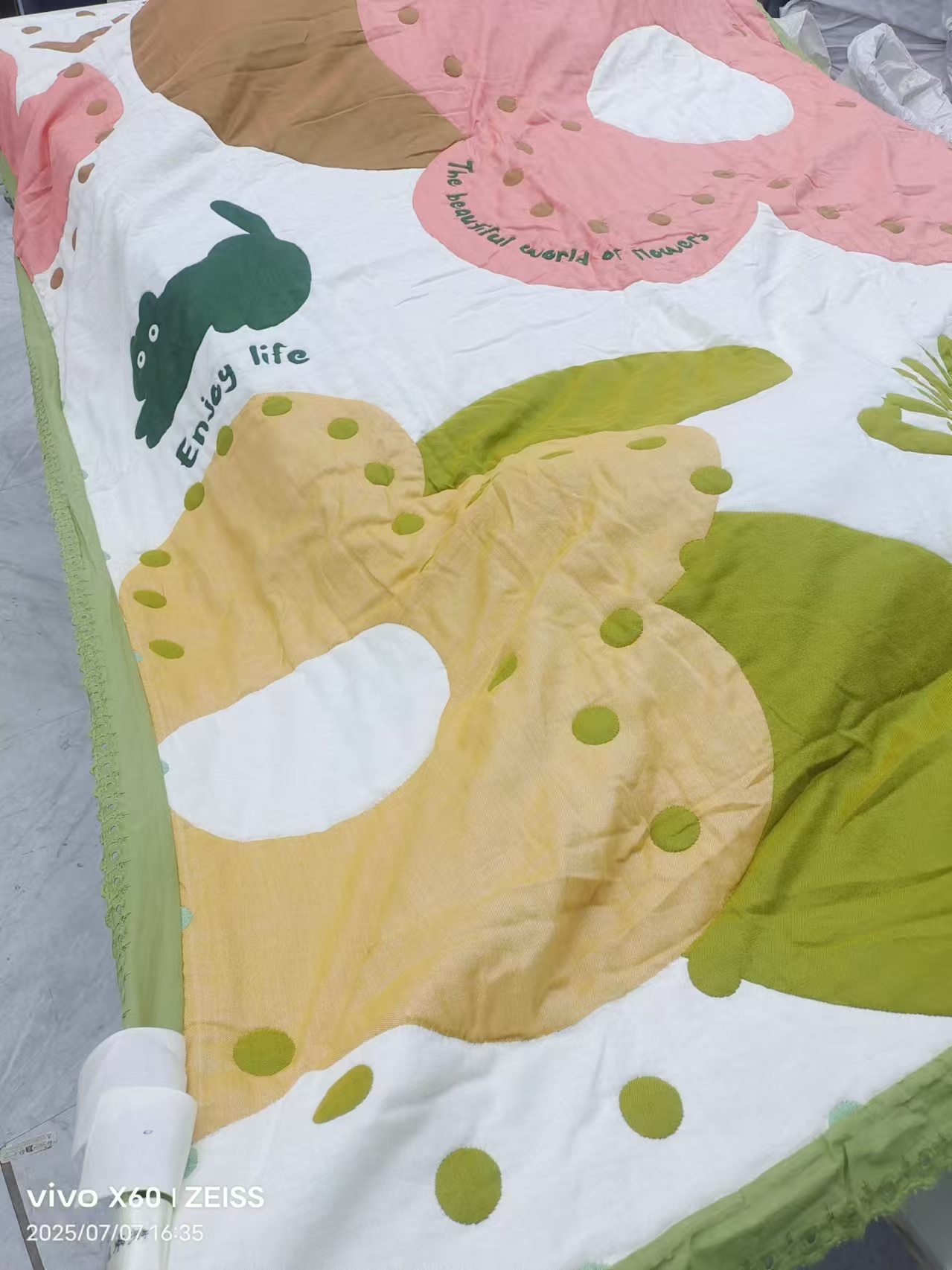 多多家纺-【花朵泡芙被】150*200