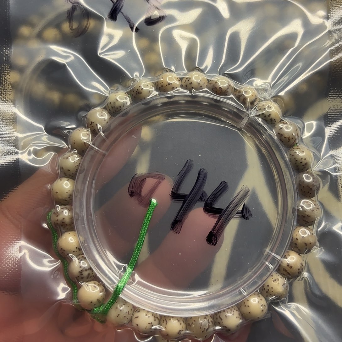 手串星月菩提龙蛋手持044