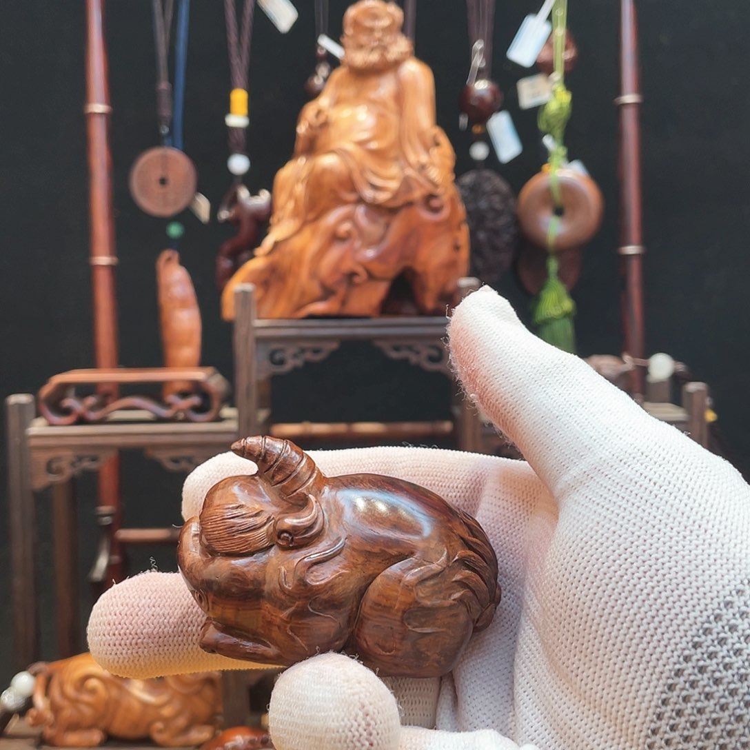 黄花梨/降香黄檀拱财兽