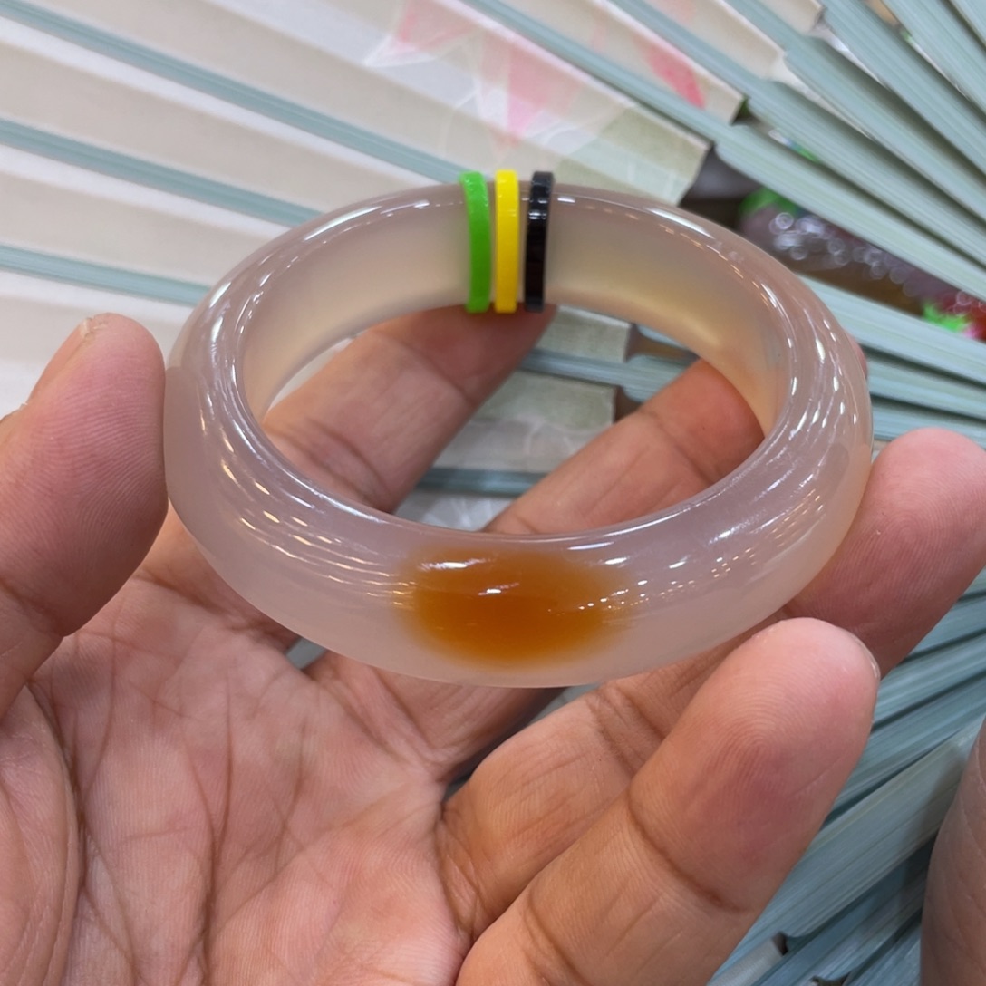 玛瑙/玉髓手镯未镶嵌虎*儿