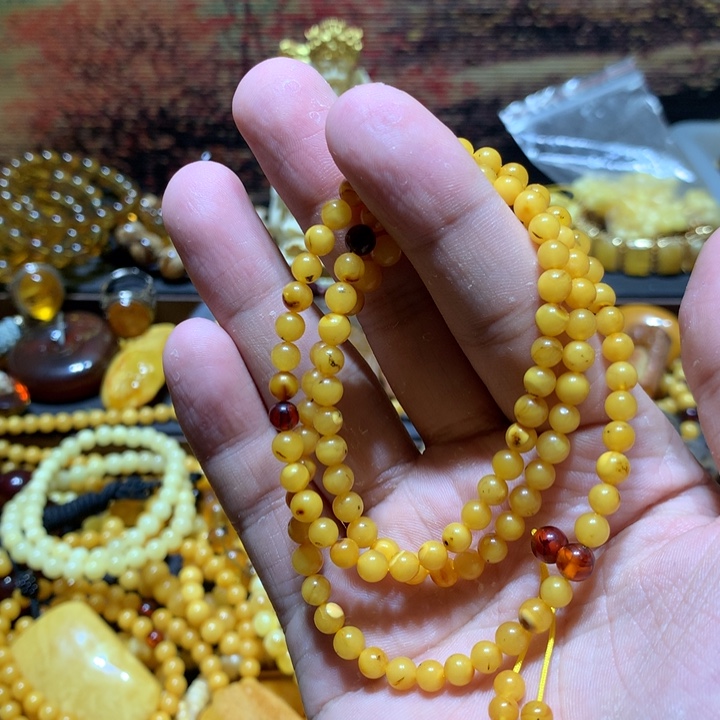 琥珀未镶嵌珠宝奇石