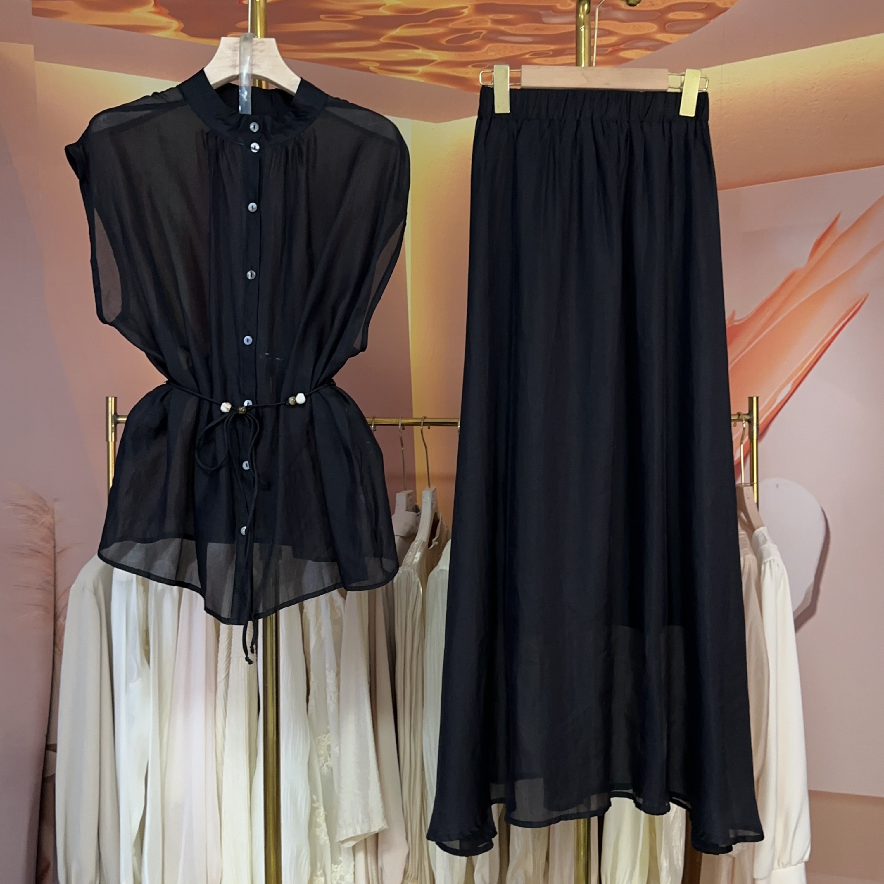 现货【RG830】2025新款时尚轻奢气质百搭减龄显瘦设计感女装套装