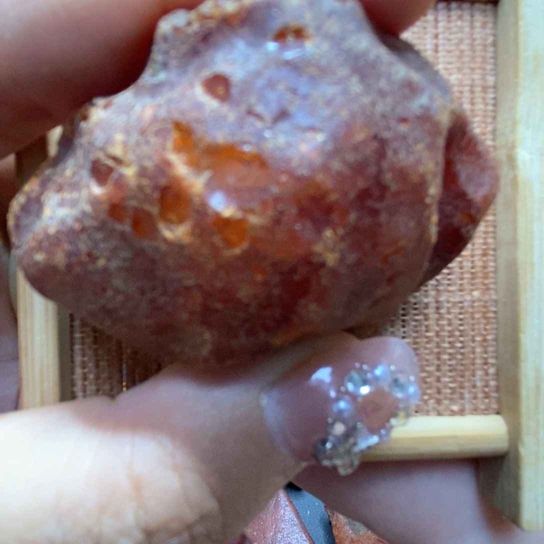 定制琥珀未镶嵌D****a陈