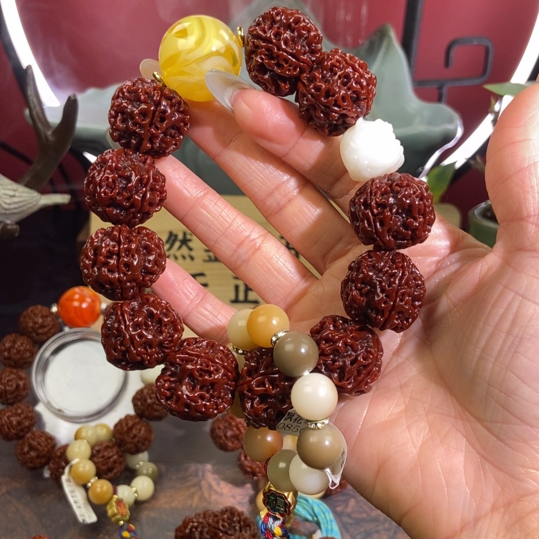 金刚菩提吊坠523。            