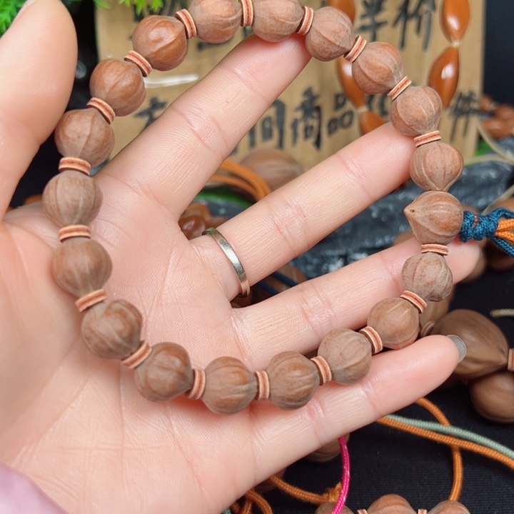 吊坠橄榄核腼****速12*12