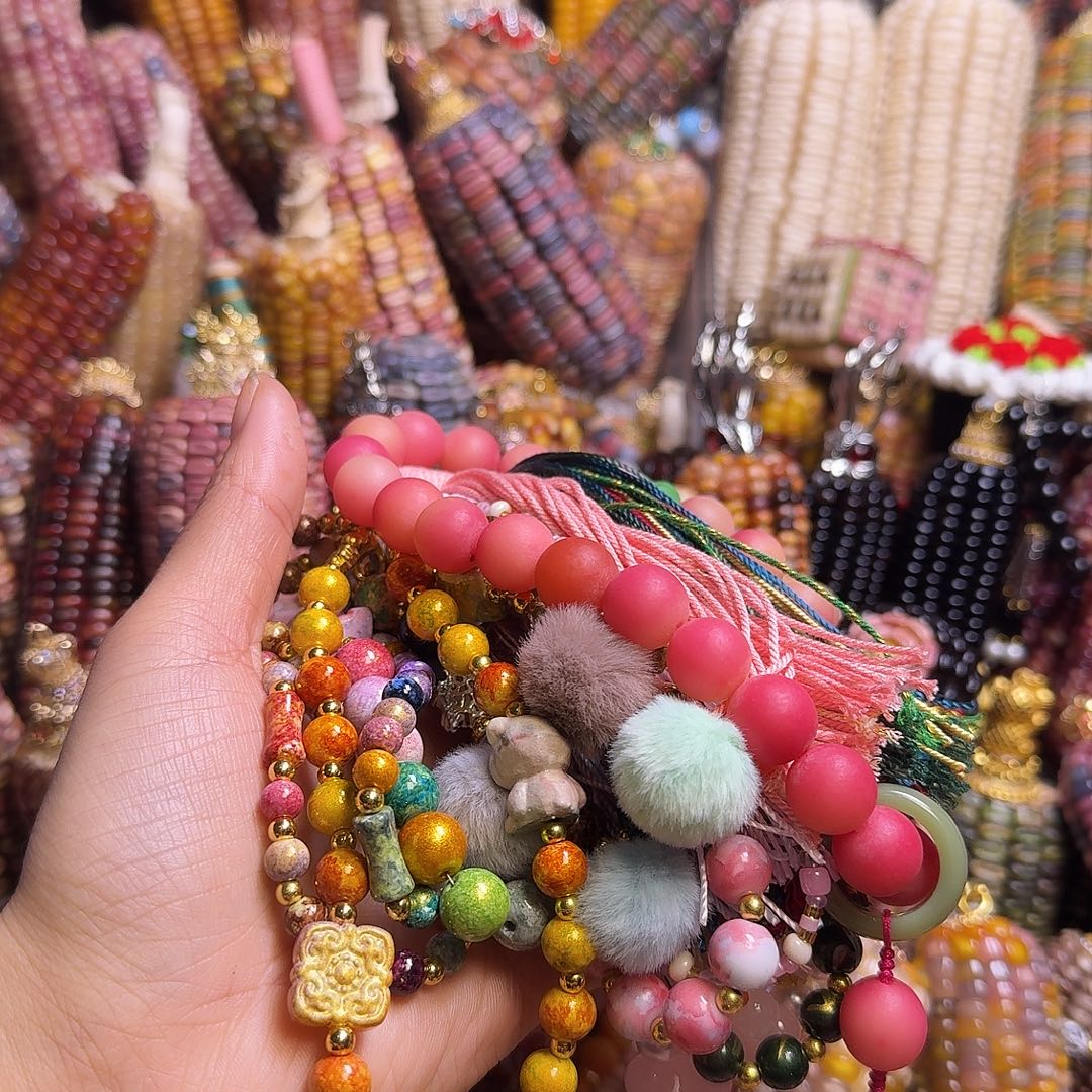 l****亚克力合金链子打包。